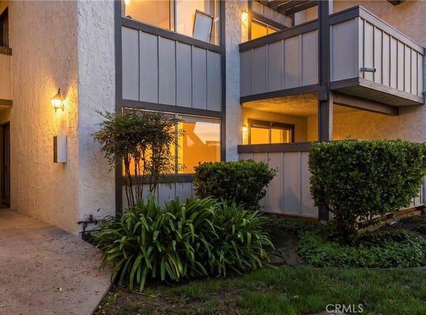 1346 E Hillcrest, Thousand Oaks, CA 91362