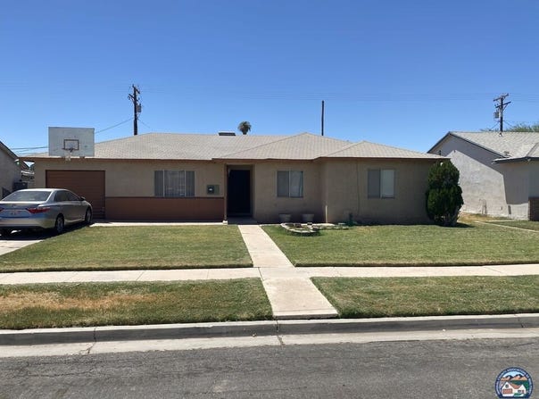 1775 Vine St, El Centro, CA 92243
