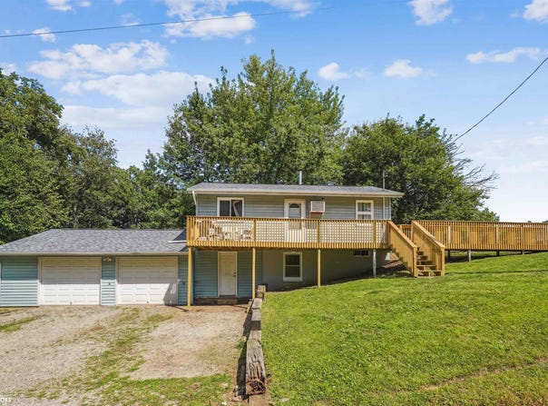5191 Skyline Drive, Brooklyn, IA 52211