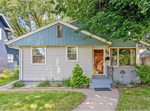 4405 6th Street NE, Columbia Heights, MN 55421