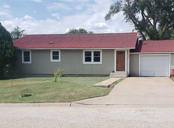 532 W 9th Avenue, Ashland, KS 67831