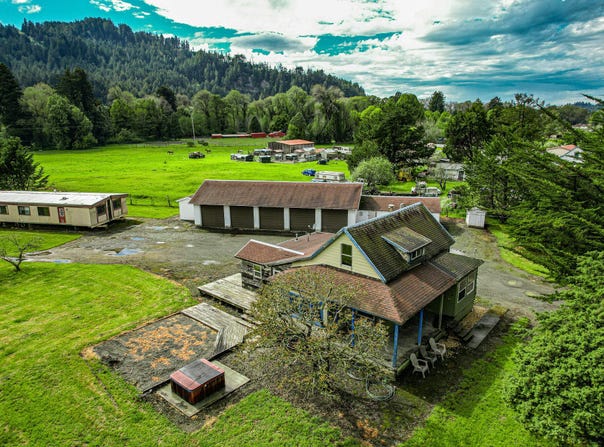 7752 Ca State Highway 36, Carlotta, CA 95528