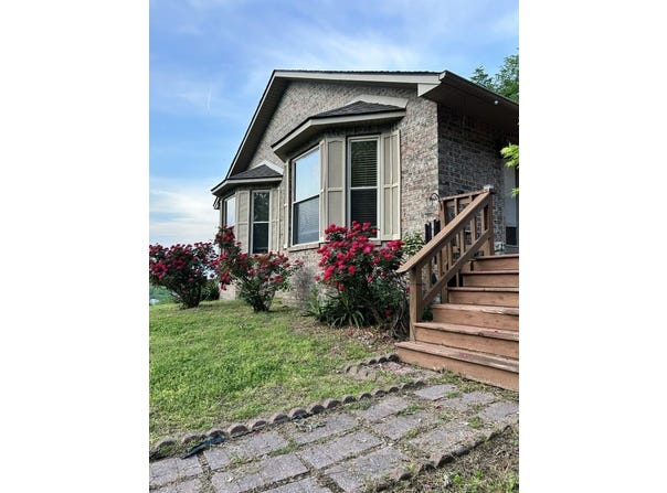 17416 Hwy 9 S, Mountain View, AR 72560