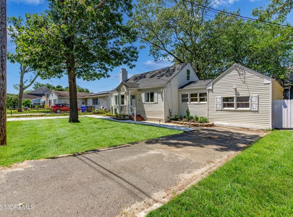 30 Stuyvesant Road, Brick, NJ 08723