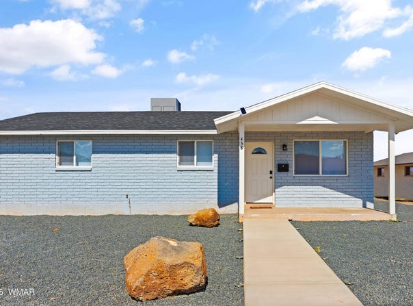 458 N 7Th Street, Holbrook, AZ 86025