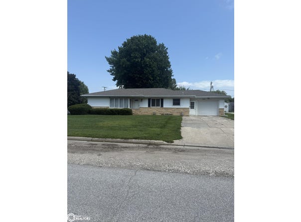222 Main Street, Lidderdale, IA 51452