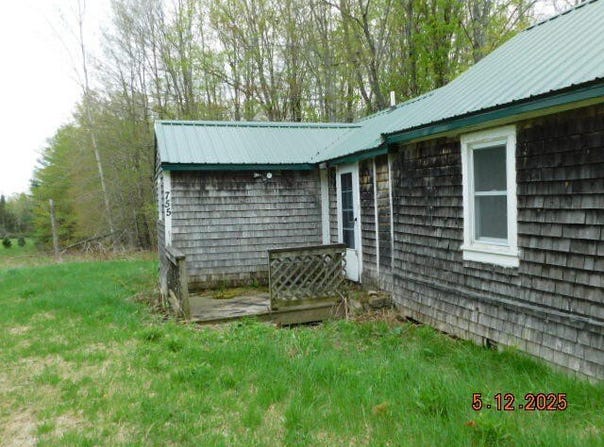 755 Airport Road, Dexter, ME 04930