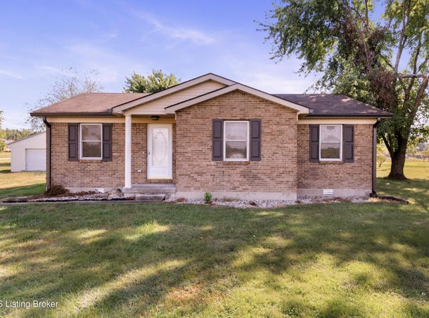 1177 Holy Cross Rd, New Haven, KY 40051