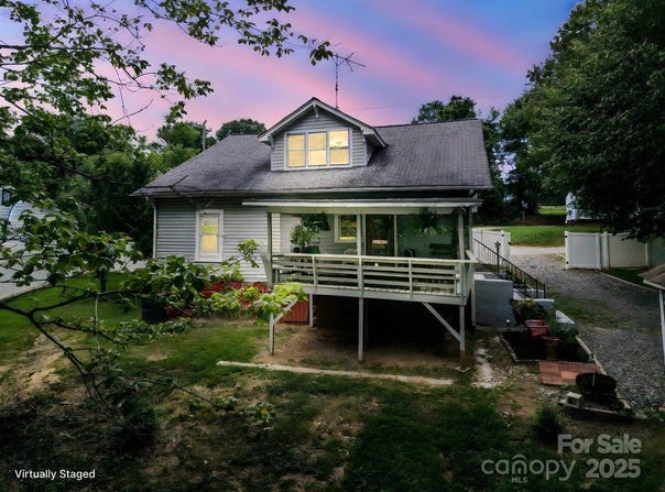 241 4th Avenue North, Taylorsville, NC 28681