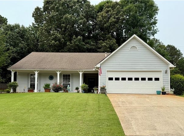 1552 Longwood Drive, Lawrenceville, GA 30043