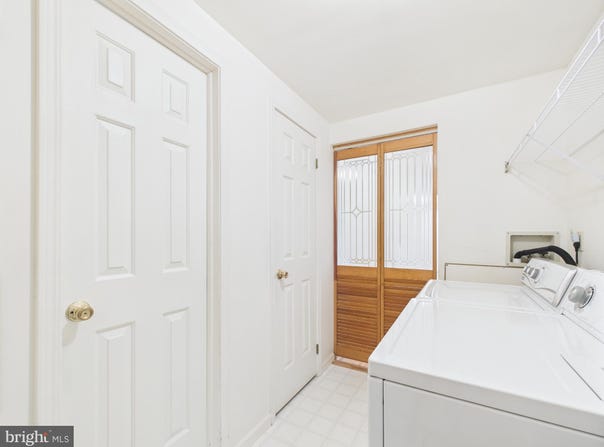 3670 ROCK CREEK DRIVE, DOVER, PA 17315