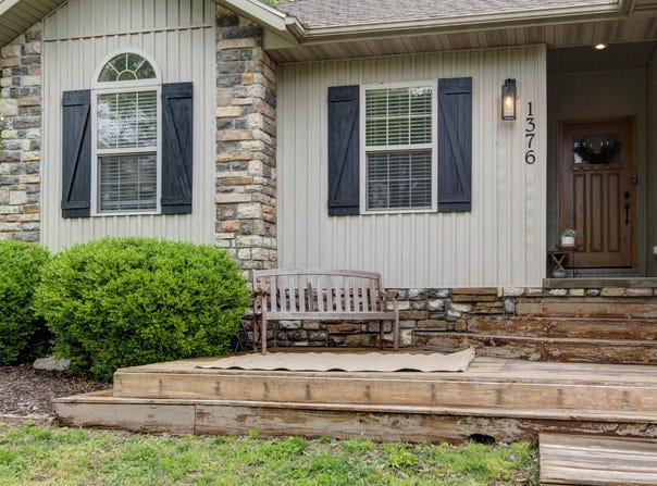 1376 N 14th Street, Ozark, MO 65721