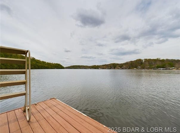 24930 Leona Lane, Versailles, MO 65084