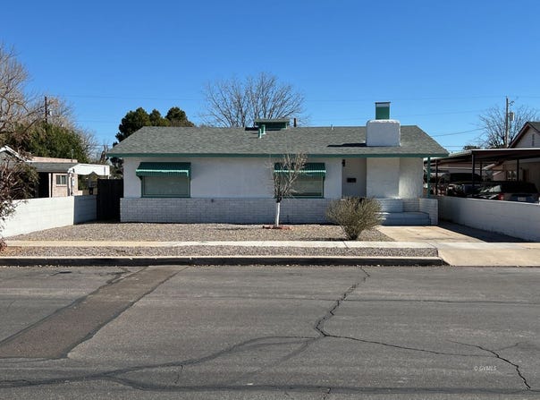 1017 S 5th Ave, Safford, AZ 85546