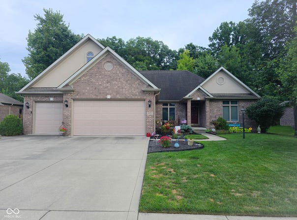 6655 Golden Oak Lane, Avon, IN 46123
