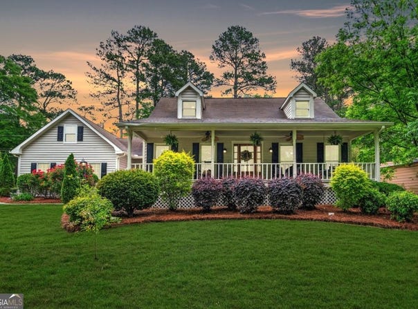1870 Shoreline, Grayson, GA 30017