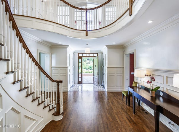 14 Ridge Road, Rumson, NJ 07760