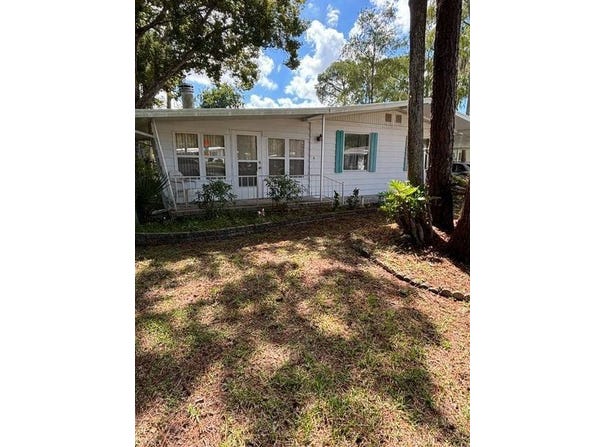 21 Pine In The Wood, Daytona Beach, FL 32129