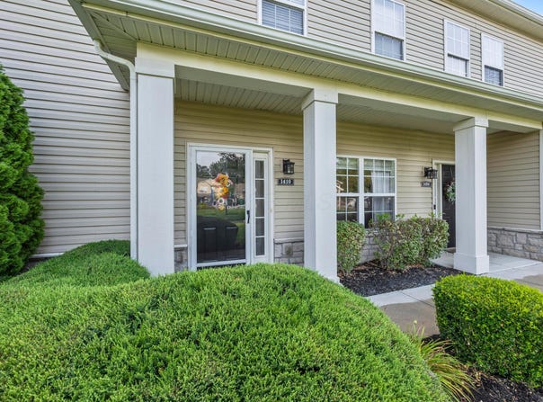 1410 Carylake Circle, Columbus, OH 43240