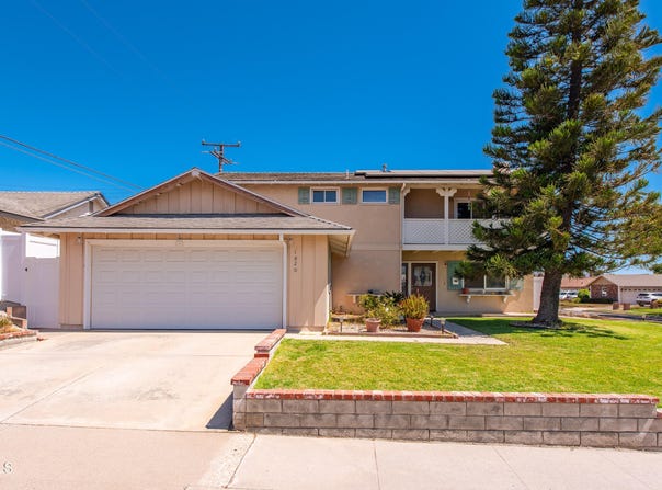 1820 Temple Avenue, Camarillo, CA 93010