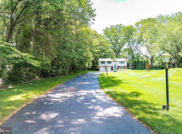 10411 CAVALCADE STREET, GREAT FALLS, VA 22066