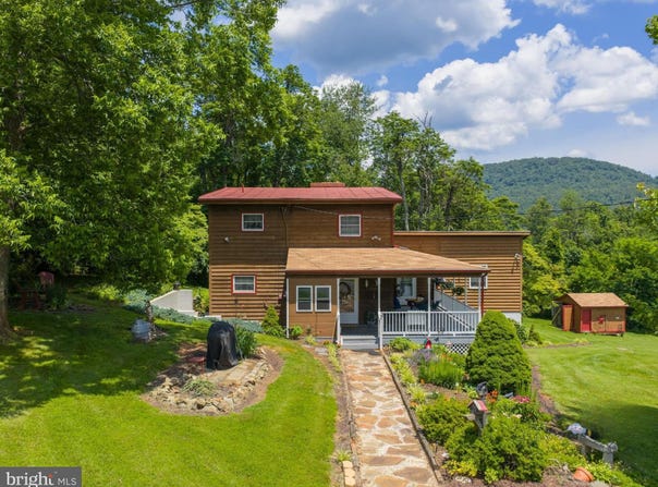 4611 REMOUNT ROAD, FRONT ROYAL, VA 22630