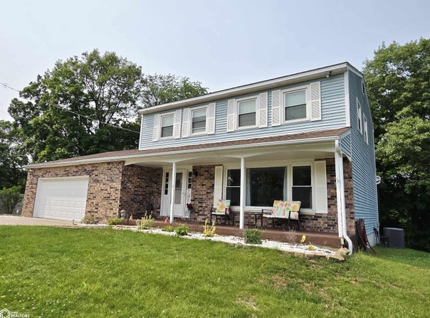 3317 Country Club Lane, Fort Madison, IA 52627