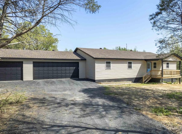 201 Cedar Terrace Drive, Romance, AR 72136