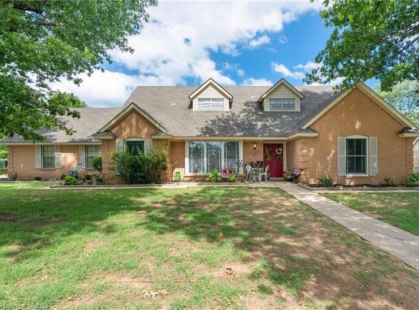 2213 S 66th ST, Fort Smith, AR 72903