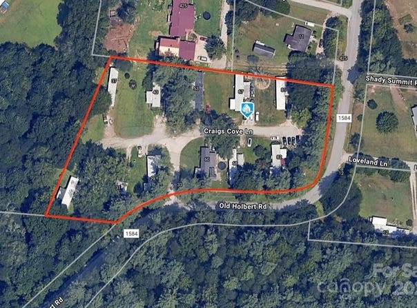 29 Craigs Cove Lane, Hendersonville, NC 28792