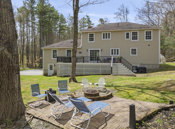110 Perkins Point Road, Newcastle, ME 04553