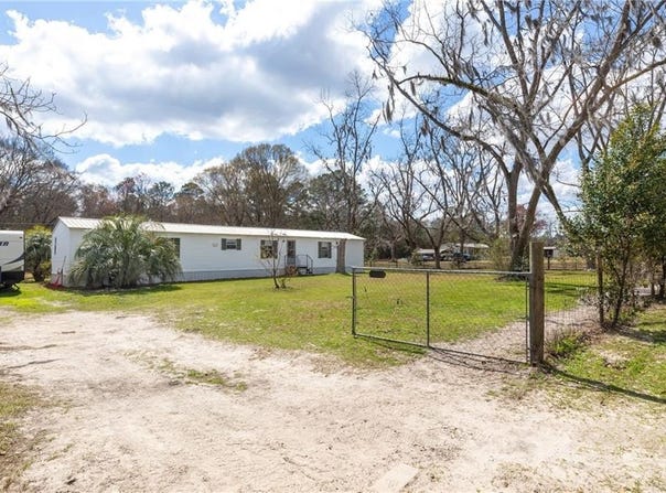 3547 Chapel Lane, Blackshear, GA 31516