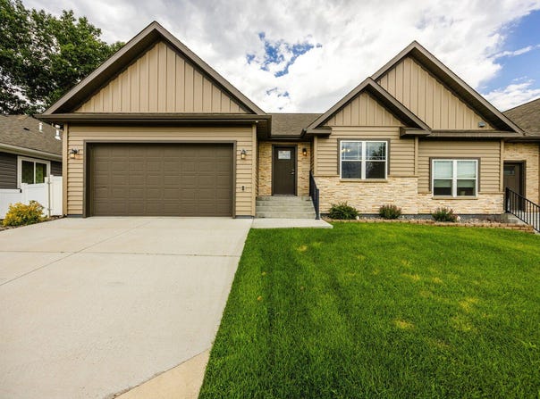 2043 Skyview West Drive, Sheridan, WY 82801