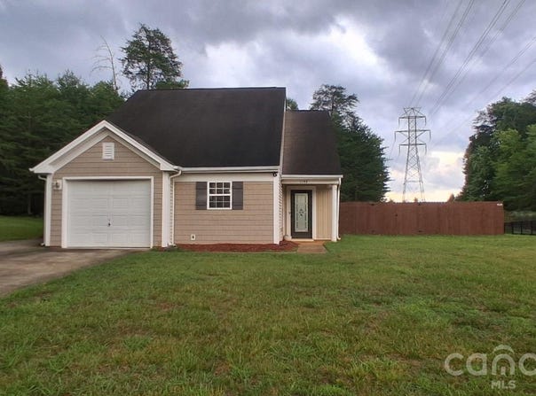 1148 Crowders Woods Drive, Gastonia, NC 28052