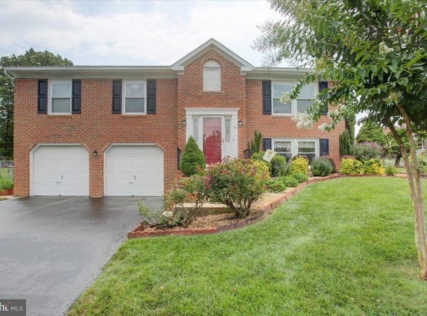 6 PRINCETON PLACE, HAGERSTOWN, MD 21742