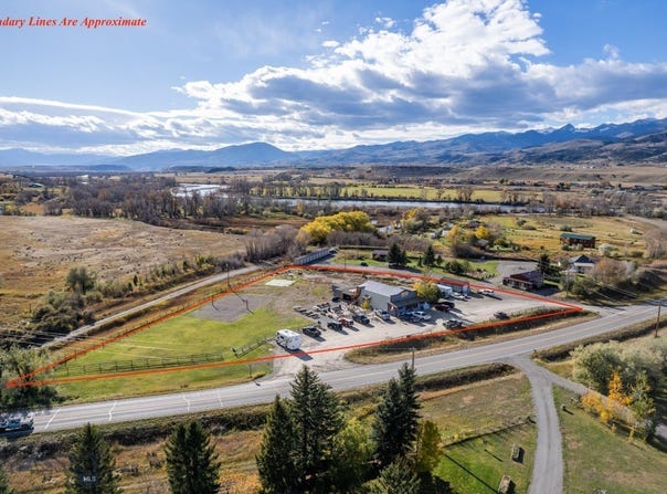 70 Murphy Lane, Emigrant, MT 59065