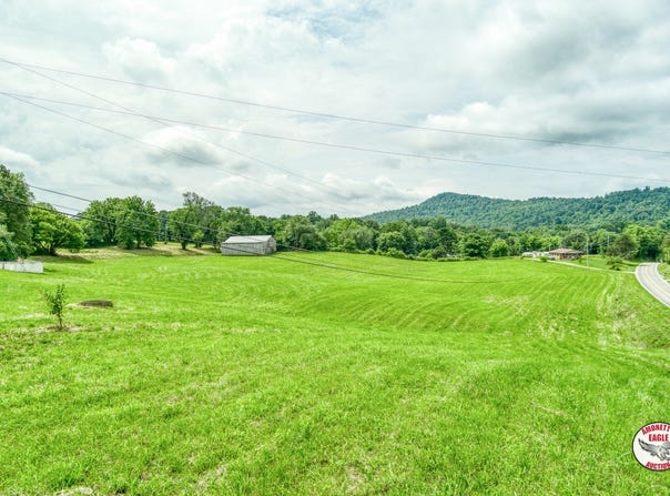 2 Hwy 558/Hwy 829, Albany, KY 42602