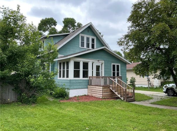 307 11th Street NW, Willmar, MN 56201