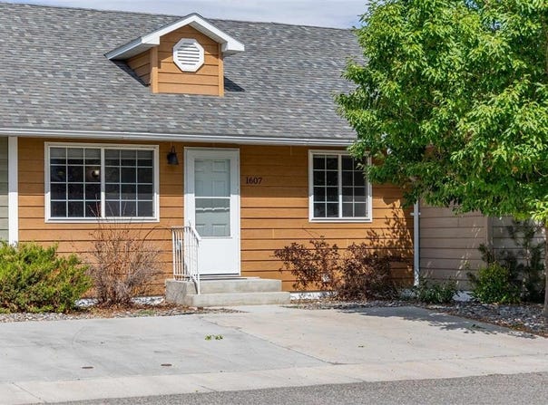 1607 Stella Ct, Cody, WY 82414
