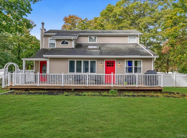 470 Bicycle Path, Port Jefferson, NY 11776