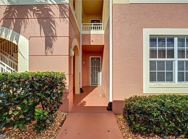 1133 Van Loon Commons Circle, Cape Coral, FL 33909