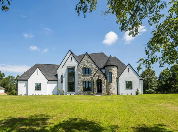 9926 GARDEN WIND, Collierville, TN 38017