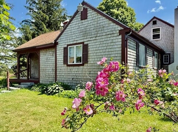 1361 Pleasant Street, Blue Hill, ME 04614