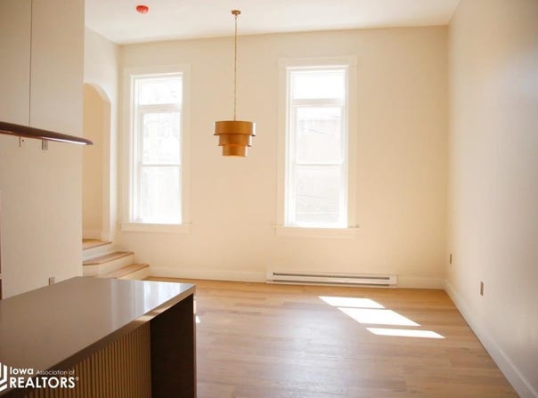 51 E Broadway #203, Fairfield, IA 52556