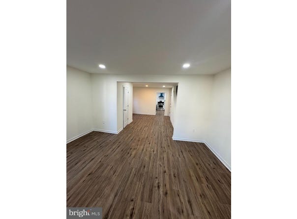 24 MAPLE TERRACE, CLIFTON HEIGHTS, PA 19018