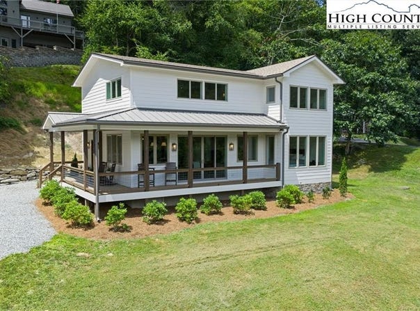 2181 Broadstone Road, Banner Elk, NC 28604