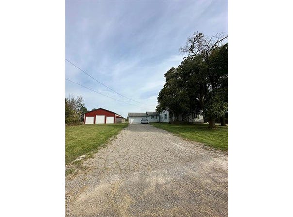 7037 Nichols Road, Swartz Creek, MI 48473