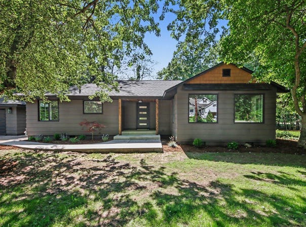 18195 148th Avenue, Spring Lake, MI 49456