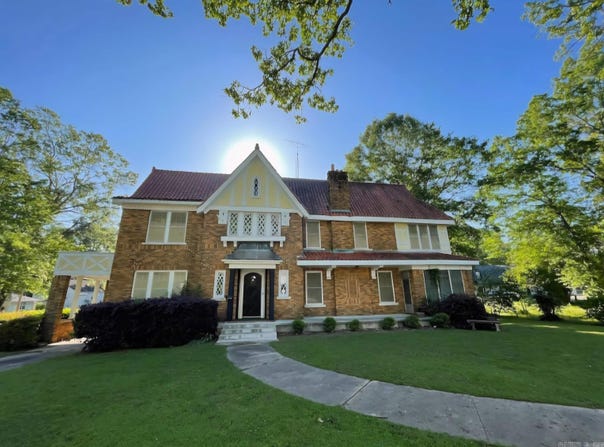 Monticello, AR 71655