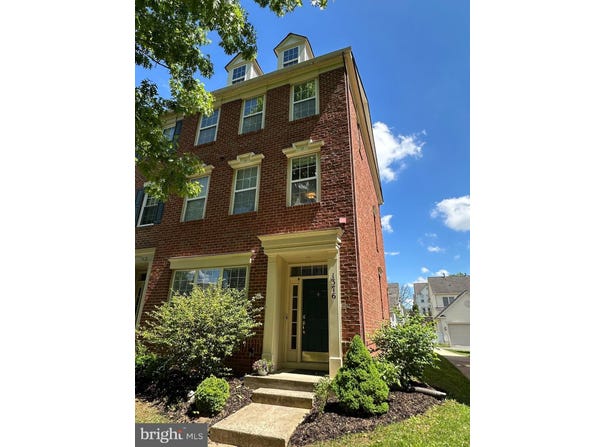 1376 MAIN Mews, GAITHERSBURG, MD 20878